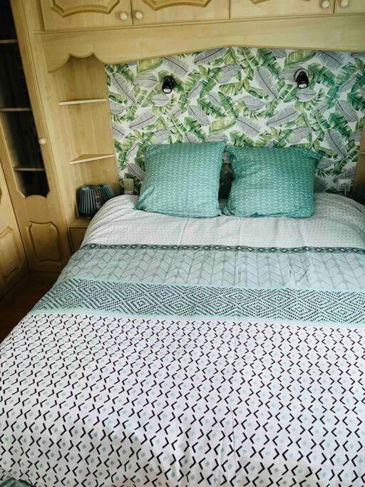 Chalet Dans La Foret Proche Disney La Houssaye-en-Brie Dış mekan fotoğraf